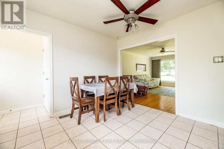 28577001/2740-moncton-road/queensway-terrace-north/ottawa/ontario/K2B7W1_13