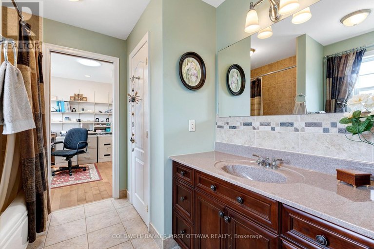 29602825/1111-west-shore-drive/drummond-n-elmsley-drummond-twp/drummondnorth-elmsley/ontario/K7H3C8_27