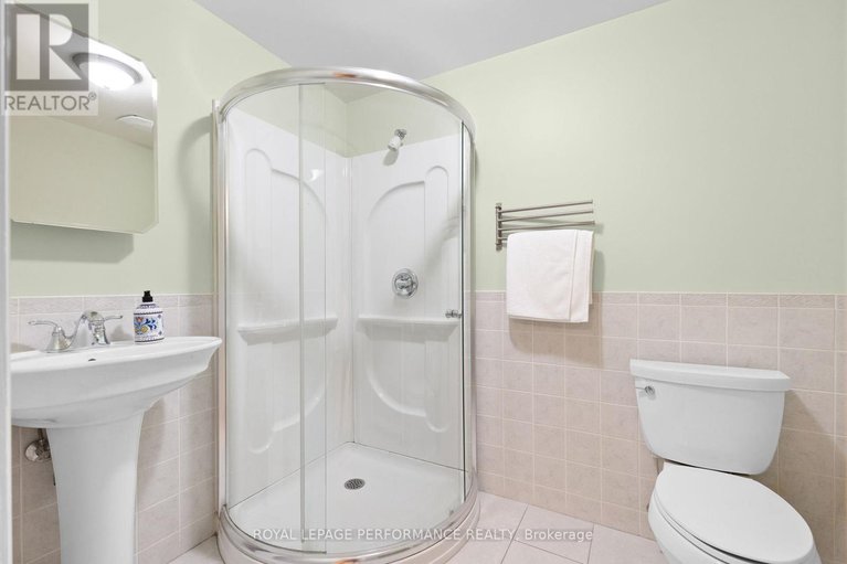 28480064/345-third-avenue/glebe/ottawa/ontario/K1S2K4_37