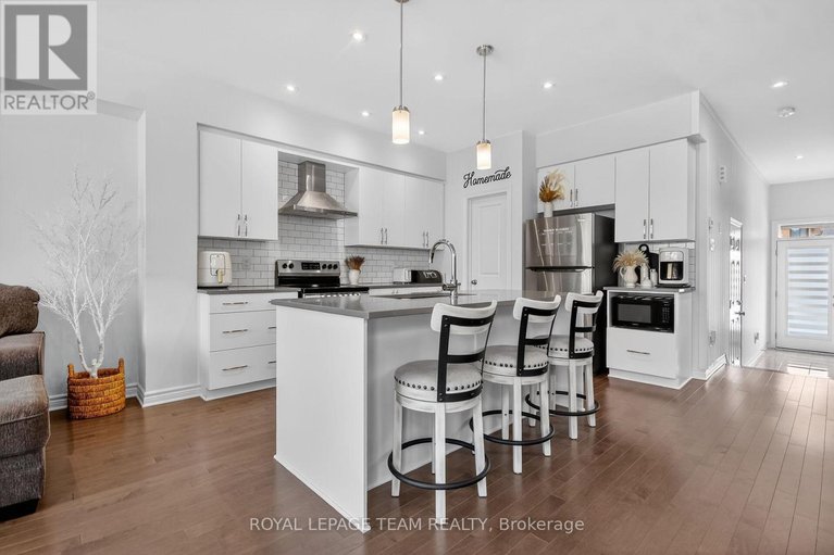 29541540/545-borbridge-avenue/riverside-southgloucester-glen/ottawa/ontario/K4M0J1_4