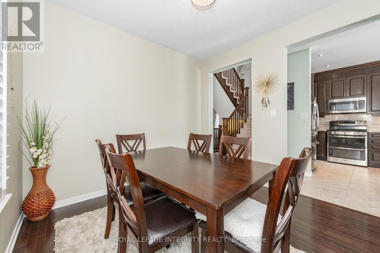 29430898/528-rouncey-road/emerald-meadowstrailwest/ottawa/ontario/K2V0E2_8