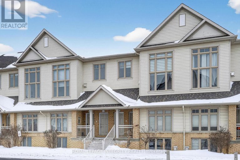 29311527/360-galston-private/mer-bleuebradley-estatesanderson-park/ottawa/ontario/K1W0G3_2