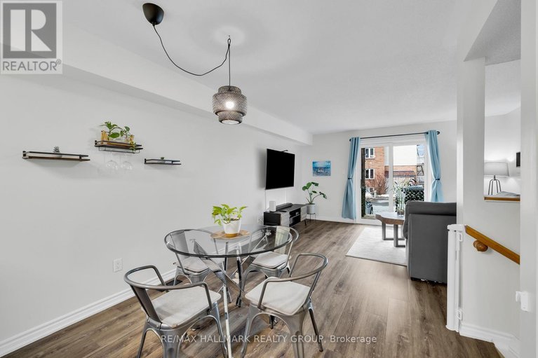 29582357/1344-guthrie-street/leslie-park/ottawa/ontario/K2H1G8_12