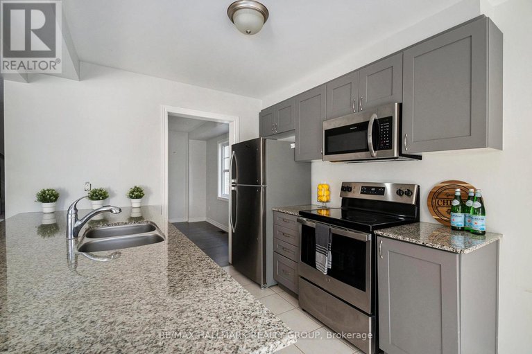 29222514/106-helenium-lane/avalon-west/ottawa/ontario/K4A1C7_7