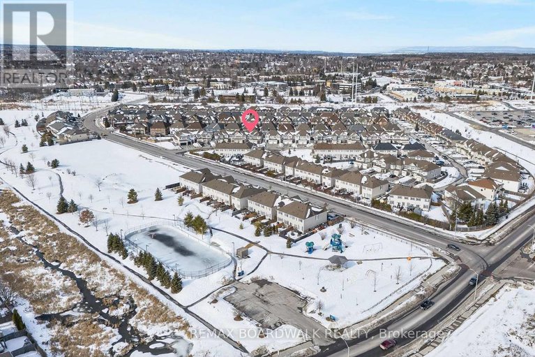 29438320/716-oakglade-avenue/emerald-meadowstrailwest/ottawa/ontario/K2M0B3_36