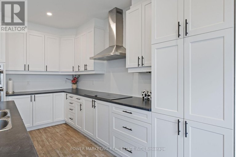 29369218/159-celestial-grove/half-moon-bay/ottawa/ontario/K2J6K6_11