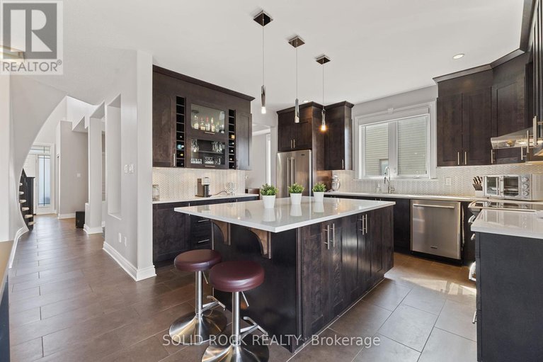 28253564/422-mercury-street-e/town-of-rockland/clarence-rockland/ontario/K4K0G8_11