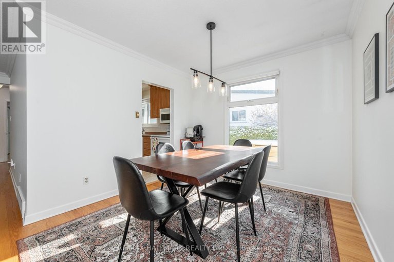 29585556/20-mulvagh-avenue/borden-farmstewart-farmcarleton-heightsparkwood-hills/ottawa/ontario/K2E6M6_13