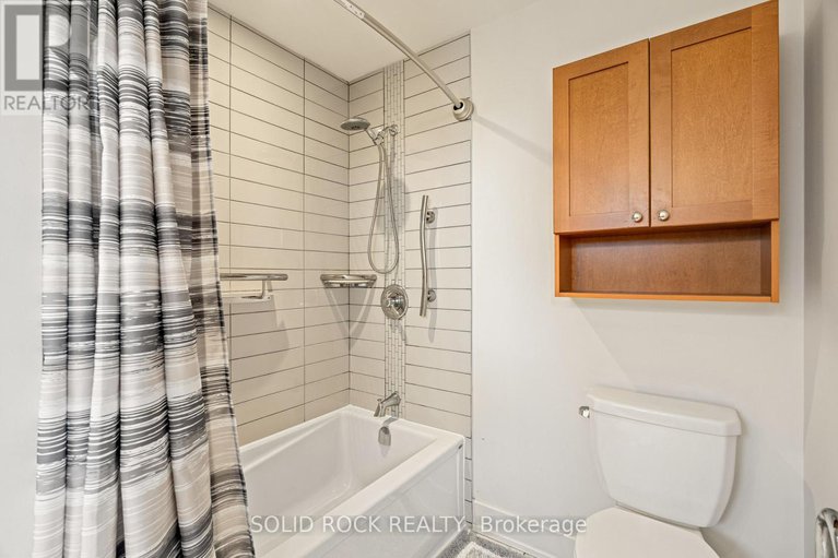 28694497/301-345-elizabeth-cosgrove-private/mer-bleuebradley-estatesanderson-park/ottawa/ontario/K1W0K6_22