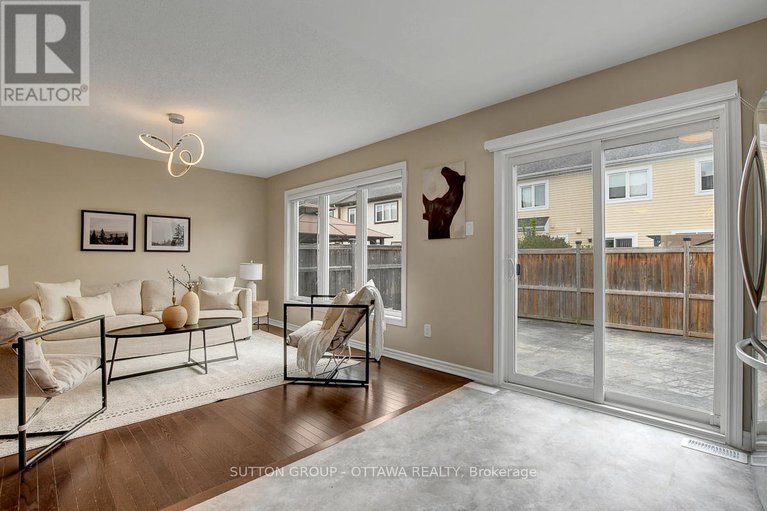 28326225/460-meadowhawk-crescent/half-moon-bay/ottawa/ontario/K2J5W8_18