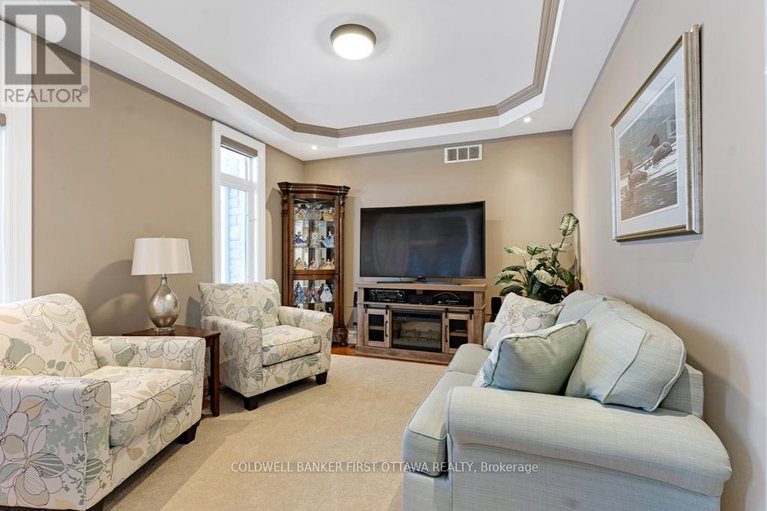 28050284/556-west-point-drive/drummondnorth-elmsley-north-elmsley-twp/drummondnorth-elmsley/ontario/K7H3C7_10