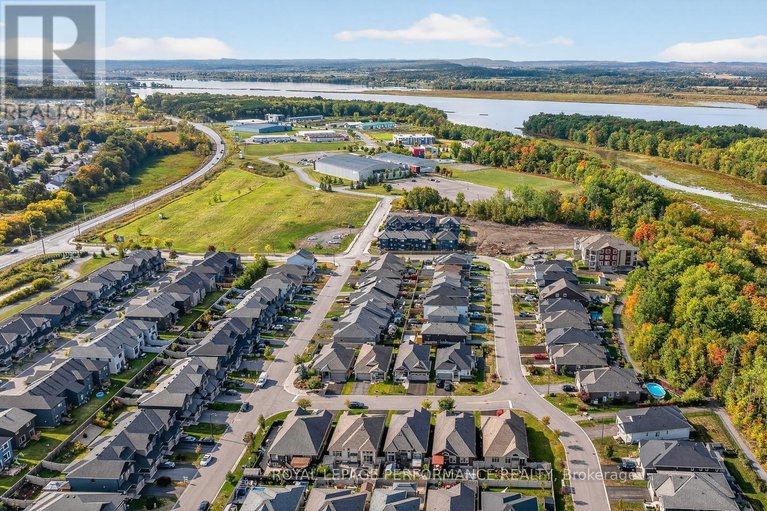 29538007/88-des-rails-street/town-of-rockland/clarence-rockland/ontario/K4K0K2_46