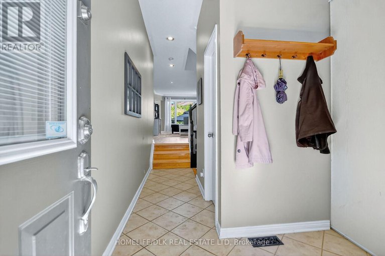 28946119/108-landover-crescent/emerald-meadowstrailwest/ottawa/ontario/K2M2W4_3
