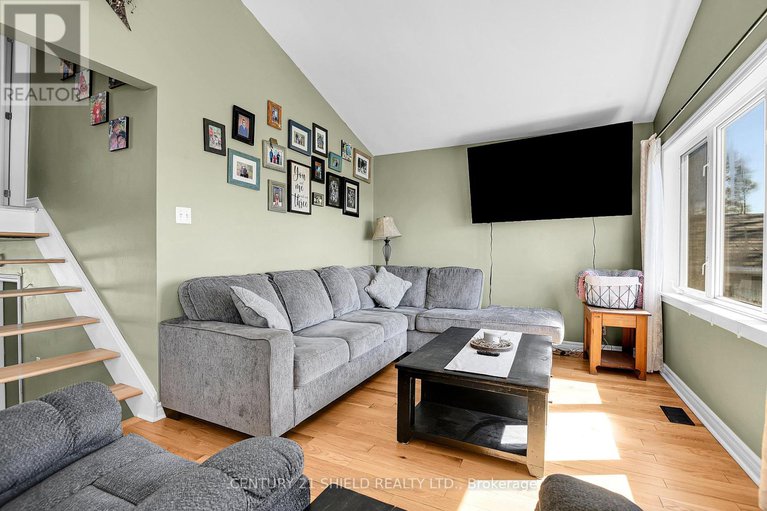 28929048/38-st-lawrence-street/ingleside/south-stormont/ontario/K0C1M0_15