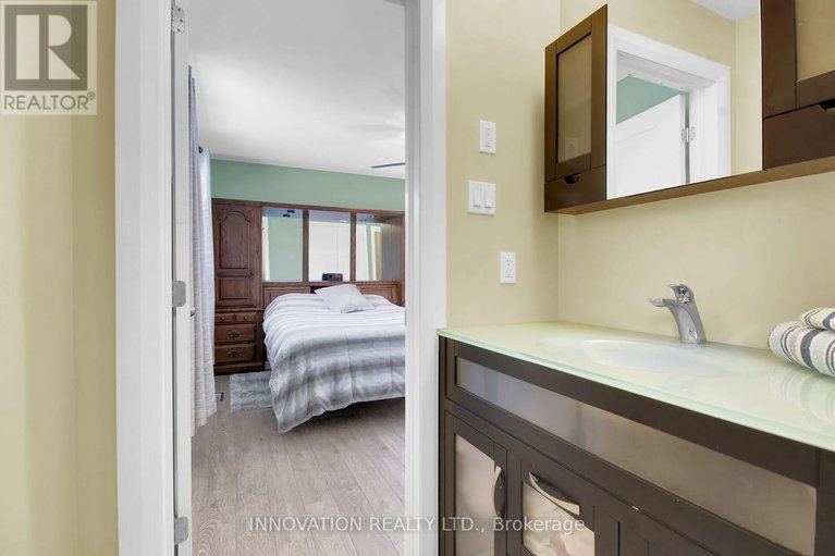 29659561/4614-donnelly-drive/rideau-twp-s-of-reg-rd-6-w-of-mccordick-rd/ottawa/ontario/K0G1N0_21