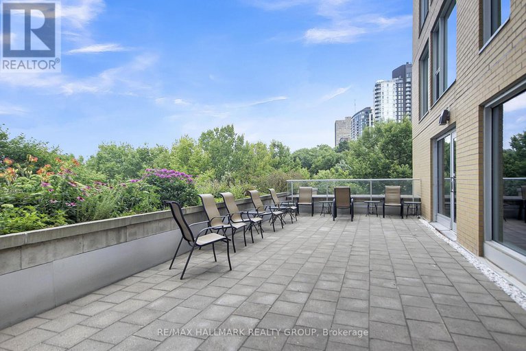 28733254/ph1306-250-lett-street/west-centre-town/ottawa/ontario/K1R0A8_33