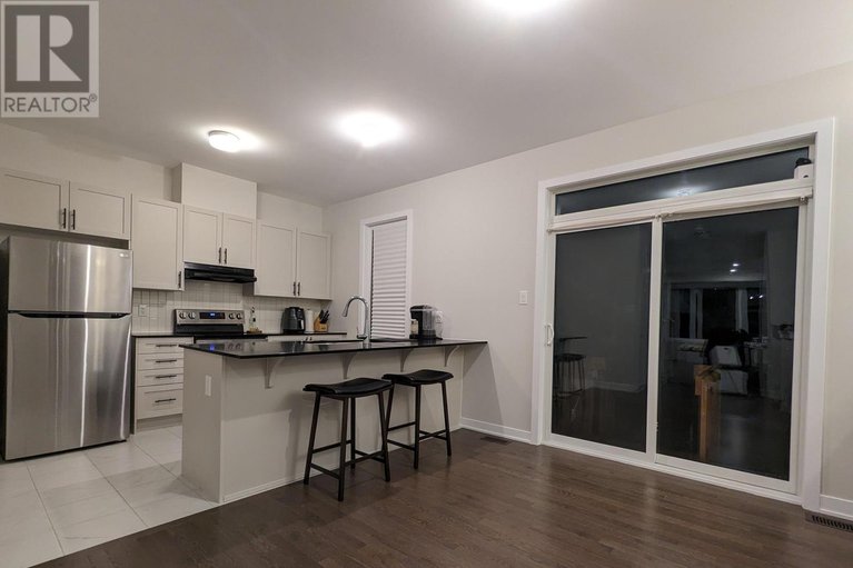 28308591/346-falsetto-street/mer-bleuebradley-estatesanderson-park/ottawa/ontario/K1W0S6_8