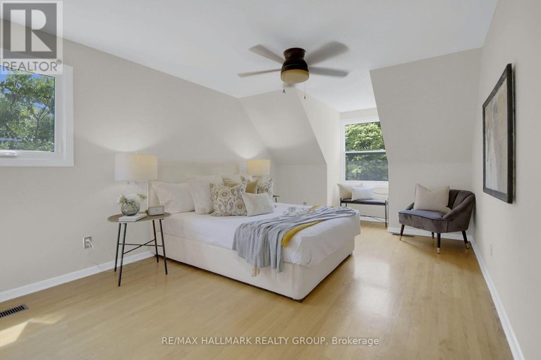 28723074/51-charkay-street/borden-farmstewart-farmcarleton-heightsparkwood-hills/ottawa/ontario/K2E5N5_30