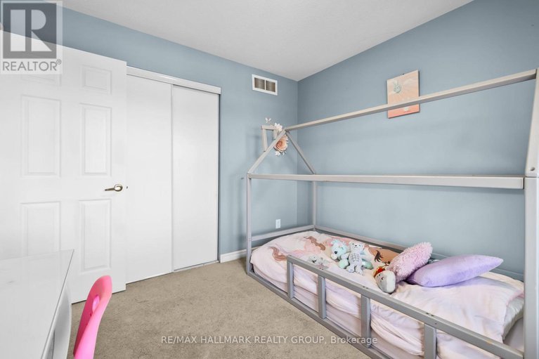 29159206/601-rosehill-avenue/stittsville-north/ottawa/ontario/K2S0K3_35