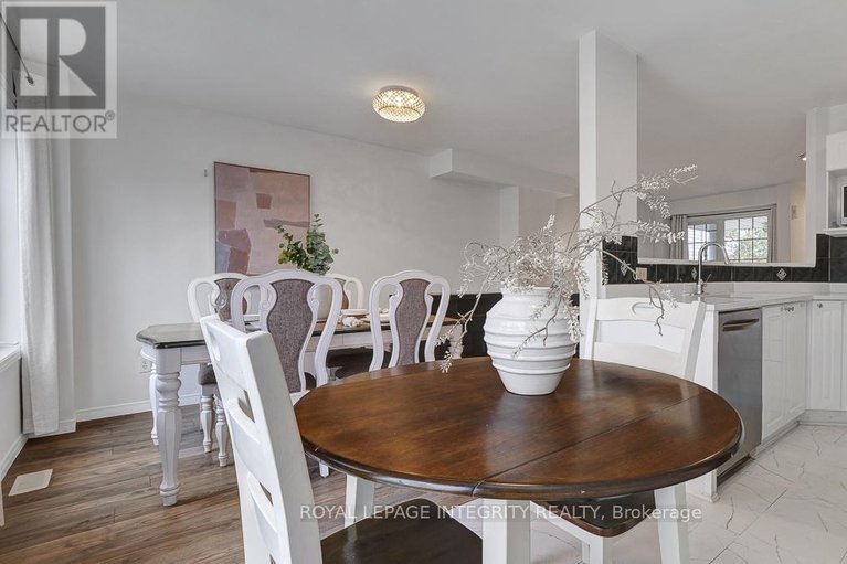 29672743/58-edgeware-drive/longfields/ottawa/ontario/K2J4X3_17