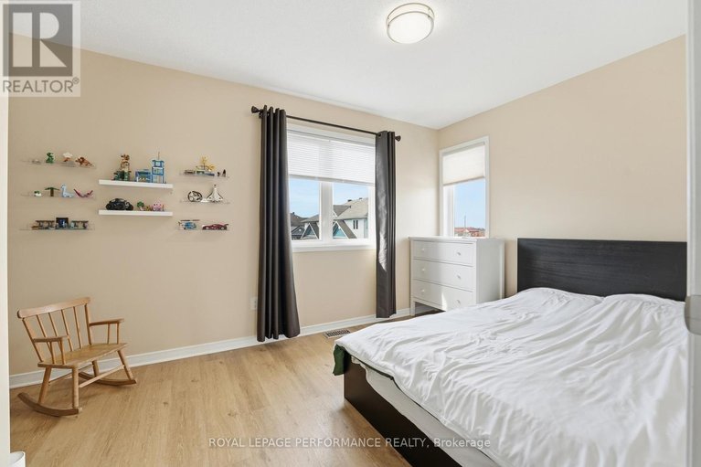 29496020/225-fir-lane/kemptville/north-grenville/ontario/K0G1J0_23