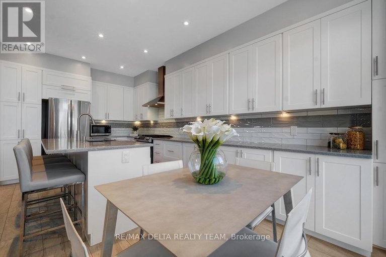 28971561/1969-schroeder-crescent/springridgeeast-village/ottawa/ontario/K4A4P7_20
