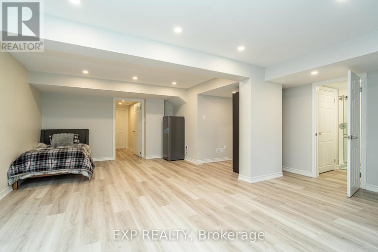 28879067/722-devario-crescent/half-moon-bay/ottawa/ontario/K2J6H3_42
