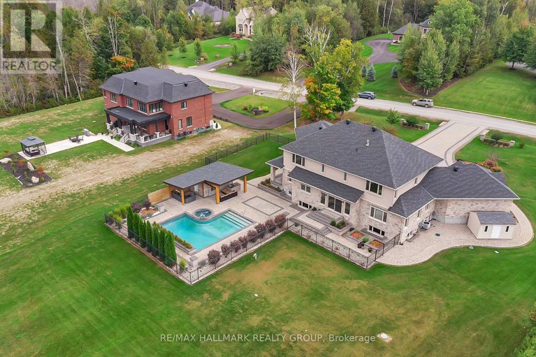 28423041/5813-red-castle-ridge/manotick-east-to-manotick-station/ottawa/ontario/K4M0A4_32