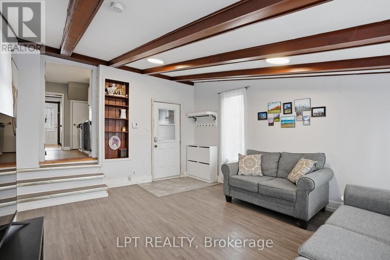 29572535/46-mill-street/vankleek-hill/champlain/ontario/K0B1R0_17