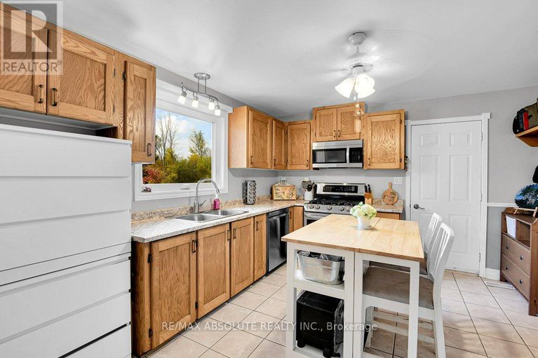 28915902/684-county-44-road/north-grenville-twp-kemptville-south/north-grenville/ontario/K0G1J0_11