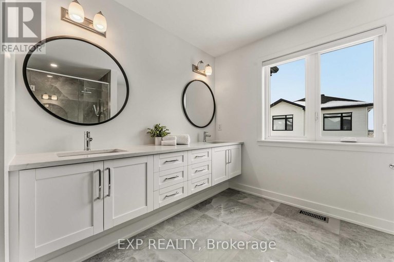 29472703/911-duxbury-lane/riverside-southgloucester-glen/ottawa/ontario/K4M0M2_15