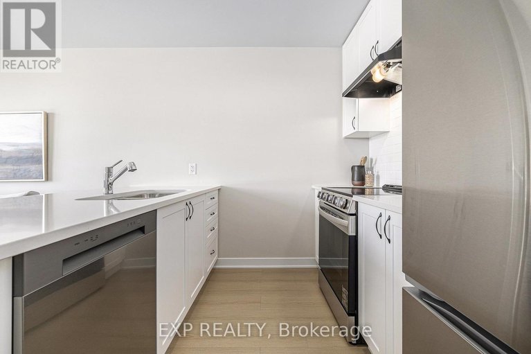 28498249/915-mishi-private/cfb-rockcliffe-and-area/ottawa/ontario/K1K0P2_13