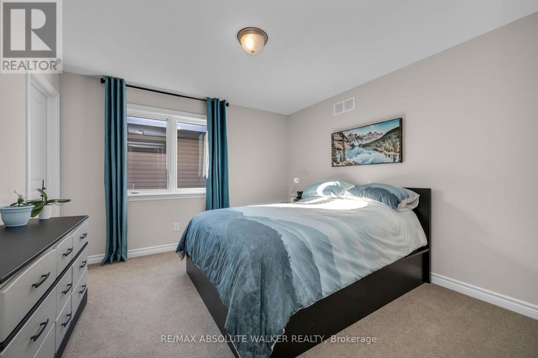 29377967/119-cambie-road/riverside-southgloucester-glen/ottawa/ontario/K1X0A6_17