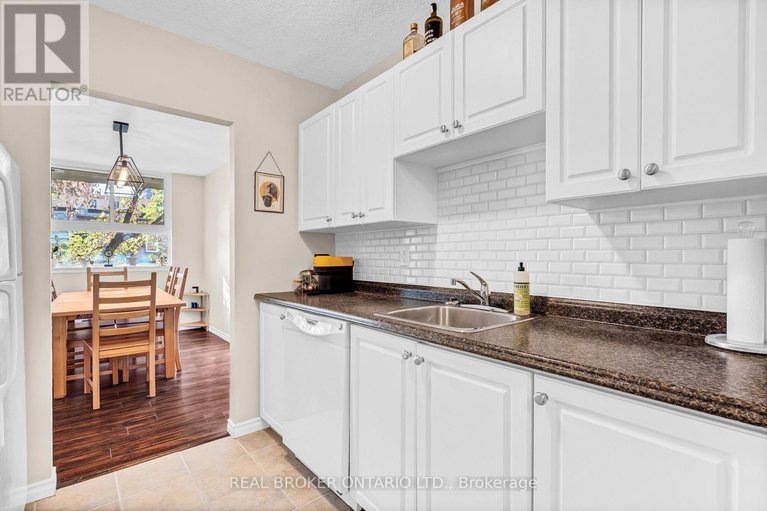 29221414/209-110-forward-avenue/mechanicsville/ottawa/ontario/K1Y4S9_8