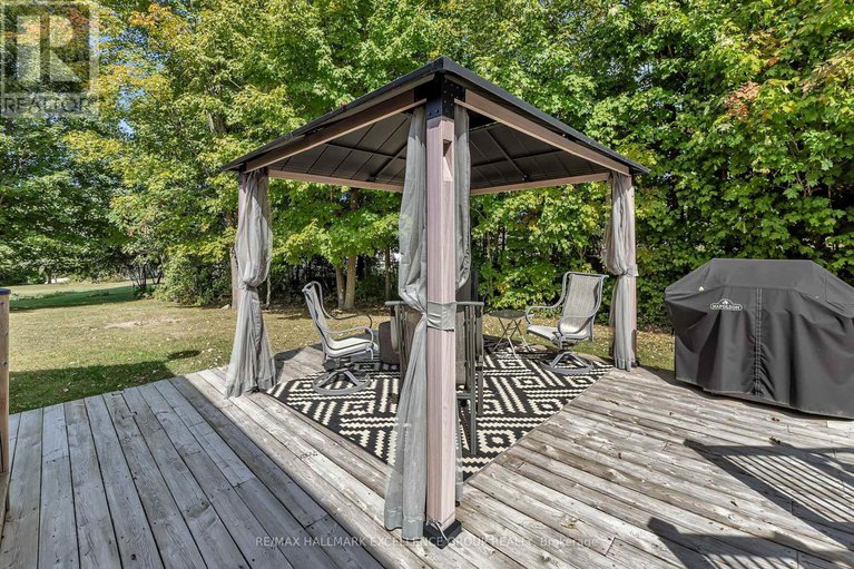 28907954/2360-lorraine-street/clarencerockland-twp/clarence-rockland/ontario/K4K1K7_36