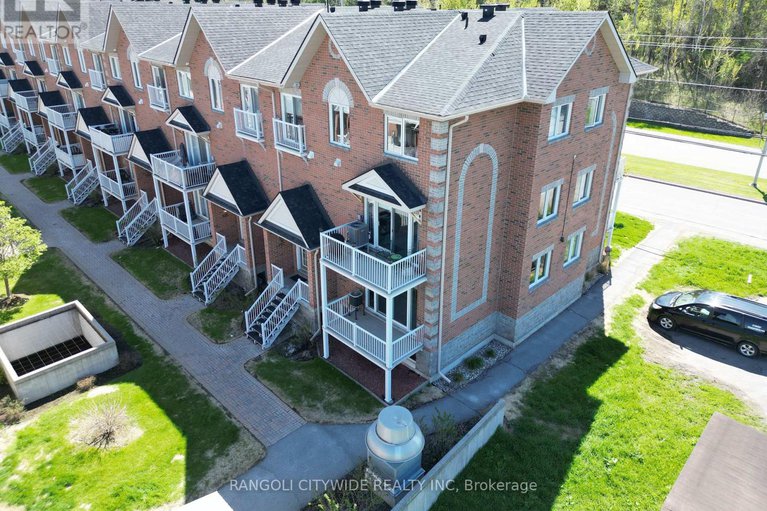 28332816/101-3265-st-joseph-boulevard/bilberry-creekqueenswood-heights/ottawa/ontario/K1E3Y2_1
