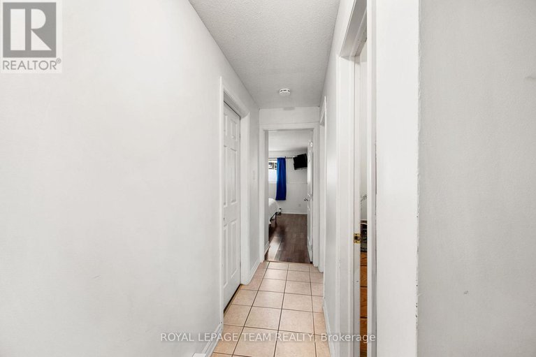 29383734/4-160-fenerty-court/katimavik/ottawa/ontario/K2L3A7_15