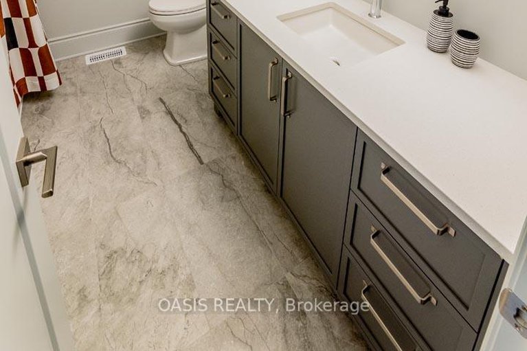 29083737/1145-cope-drive/stittsville-south/ottawa/ontario/K2S3E9_9