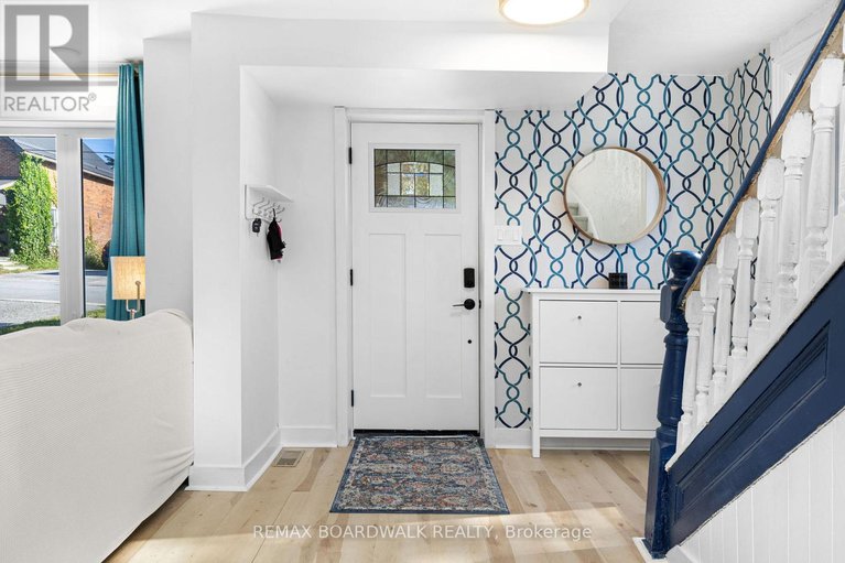 29210498/290-water-street/almonte/mississippi-mills/ontario/K0A1A0_4