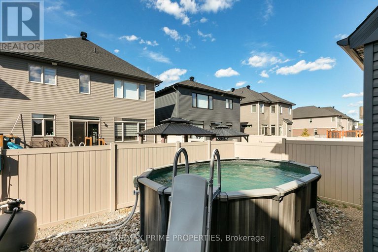 28820804/249-fountainhead-drive/mer-bleuebradley-estatesanderson-park/ottawa/ontario/K1W0H4_47