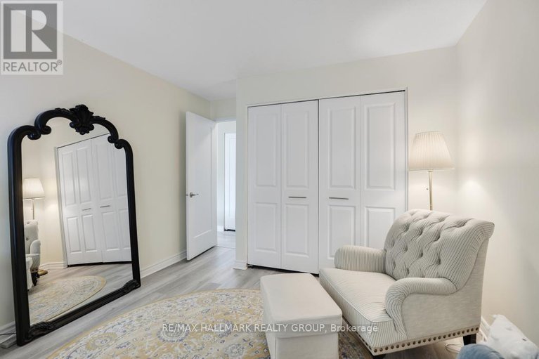 28435230/8-3-stonebank-crescent/westcliffe-estates/ottawa/ontario/K2H9M2_25