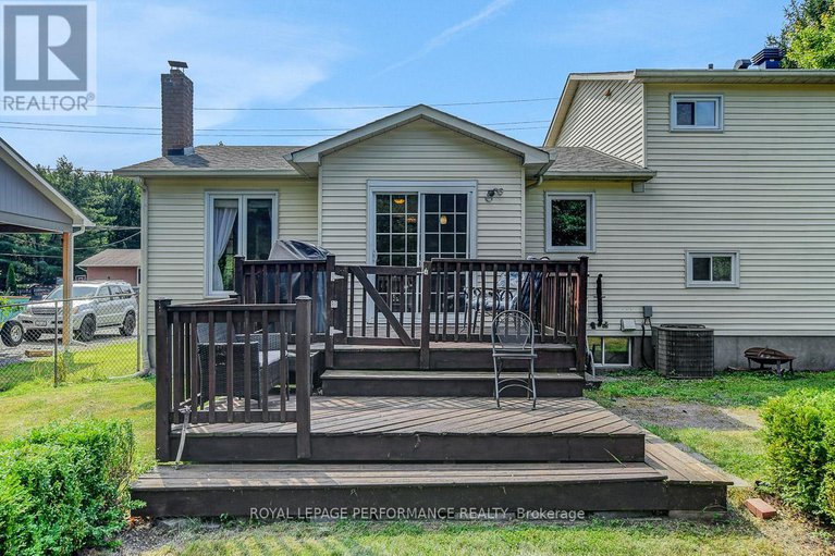 28805867/124-des-pins-street/village-of-russell/russell/ontario/K4R1C5_37
