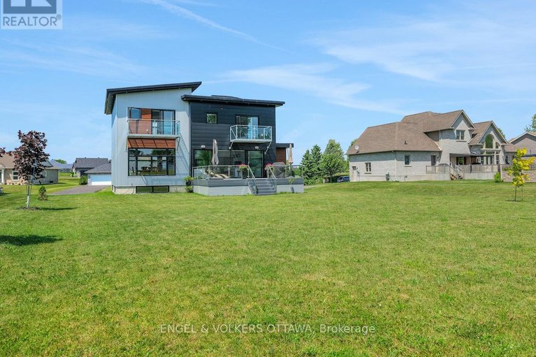 28726162/46-forest-hill-road/long-sault/south-stormont/ontario/K0C1P0_50