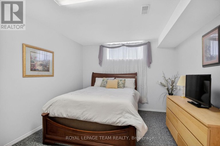 29444507/26-settlers-ridge-way/longfields/ottawa/ontario/K2J4V3_75