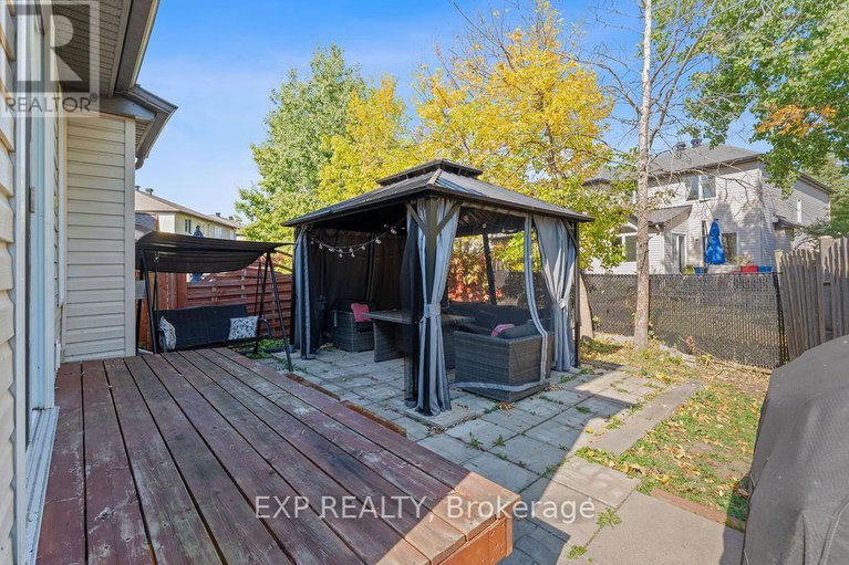 28971340/4085-kelly-farm-drive/blossom-parkkemp-parkfindlay-creek/ottawa/ontario/K1T4J3_44