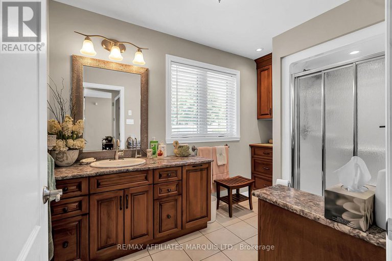 28599755/6796-st-louis-point-road/south-glengarry-charlottenburgh-twp/south-glengarry/ontario/K0C2E0_16