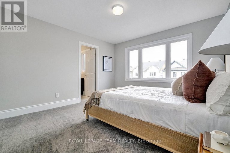 29466227/1040-charolais-place/goulbourn-twp-from-franktown-rdsouth-to-rideau/ottawa/ontario/K0A2Z0_36