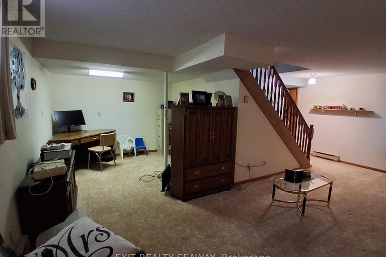 29541382/5514-county-road-16-road-n/iroquois/south-dundas/ontario/K0E1K0_25