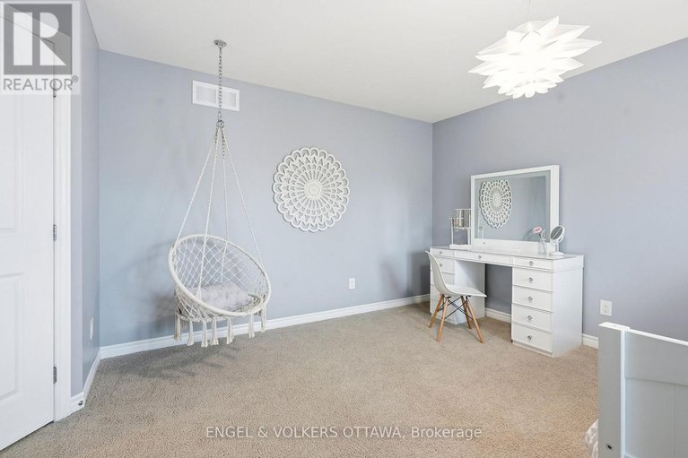 29433483/517-golden-sedge-way/blossom-parkkemp-parkfindlay-creek/ottawa/ontario/K1T0G3_33