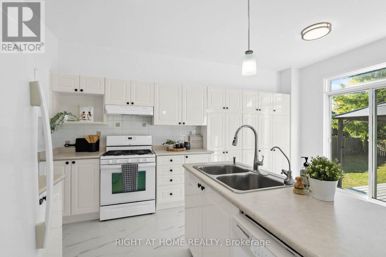 28861428/4134-wolfe-point-way/riverside-southgloucester-glen/ottawa/ontario/K1V1P4_16